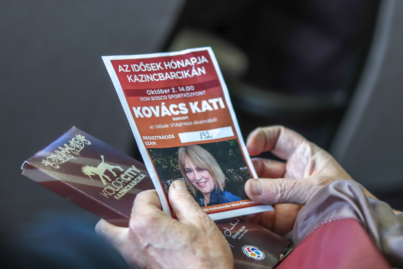 Idősek hónapja programsorozat - Kovács Kati koncert