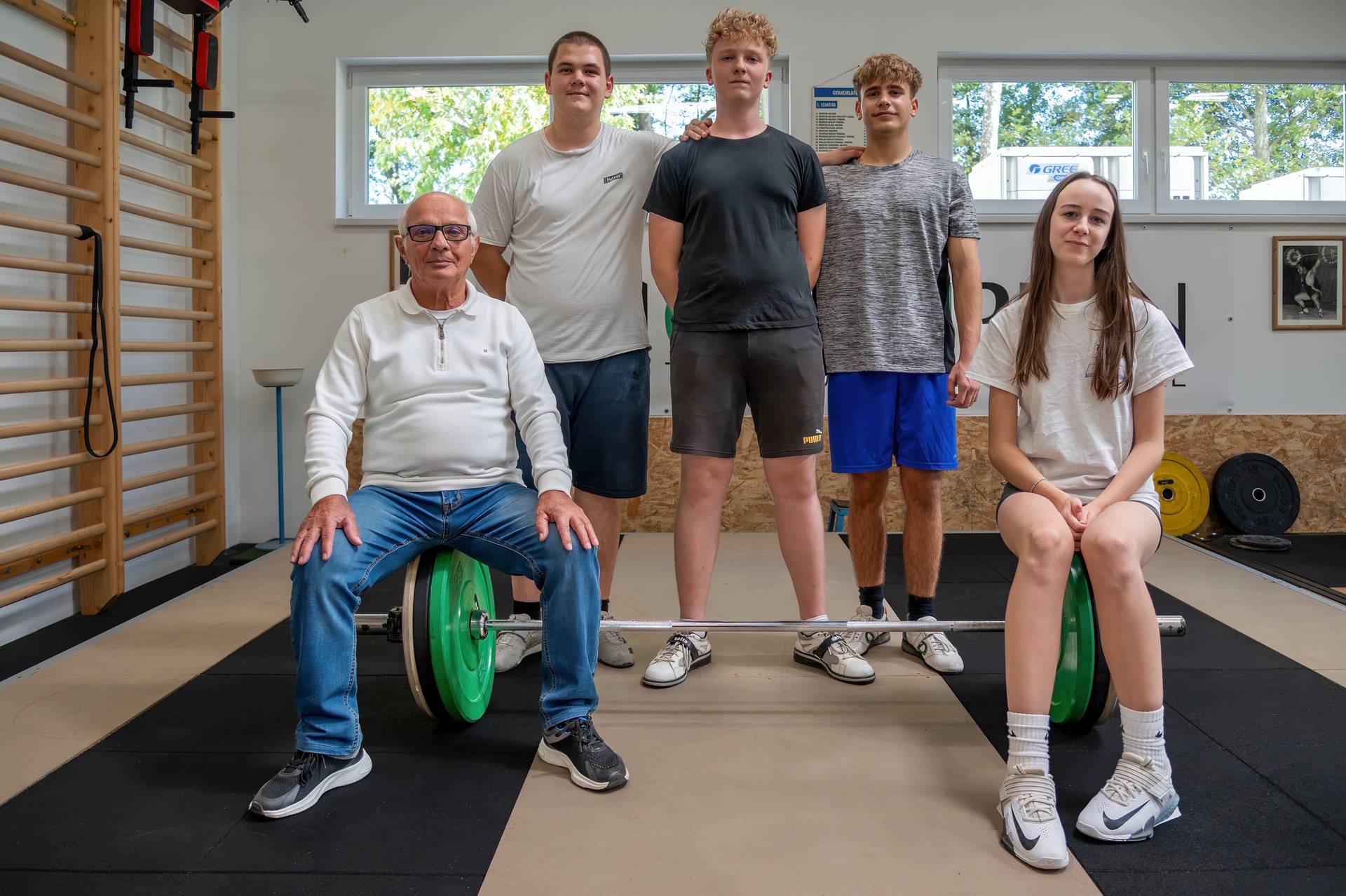 Pátrovics Géza edzése korábbi versenyen helyezéseket elért sportolókkal – Kazinczy F. Tornacsarnok