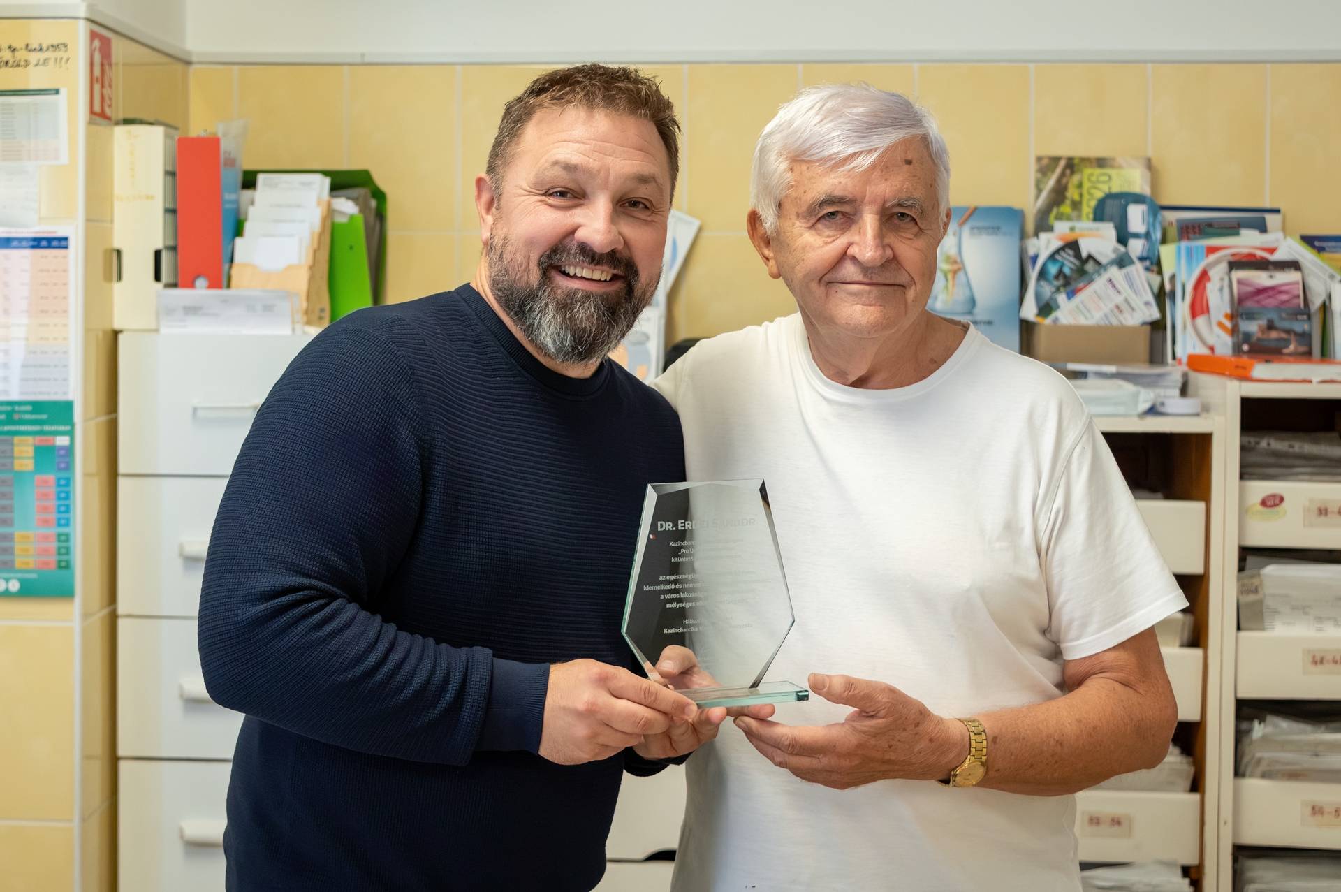 Dr. Erdei Sándor felnőtt háziorvos köszöntése – Orvosi rendelő