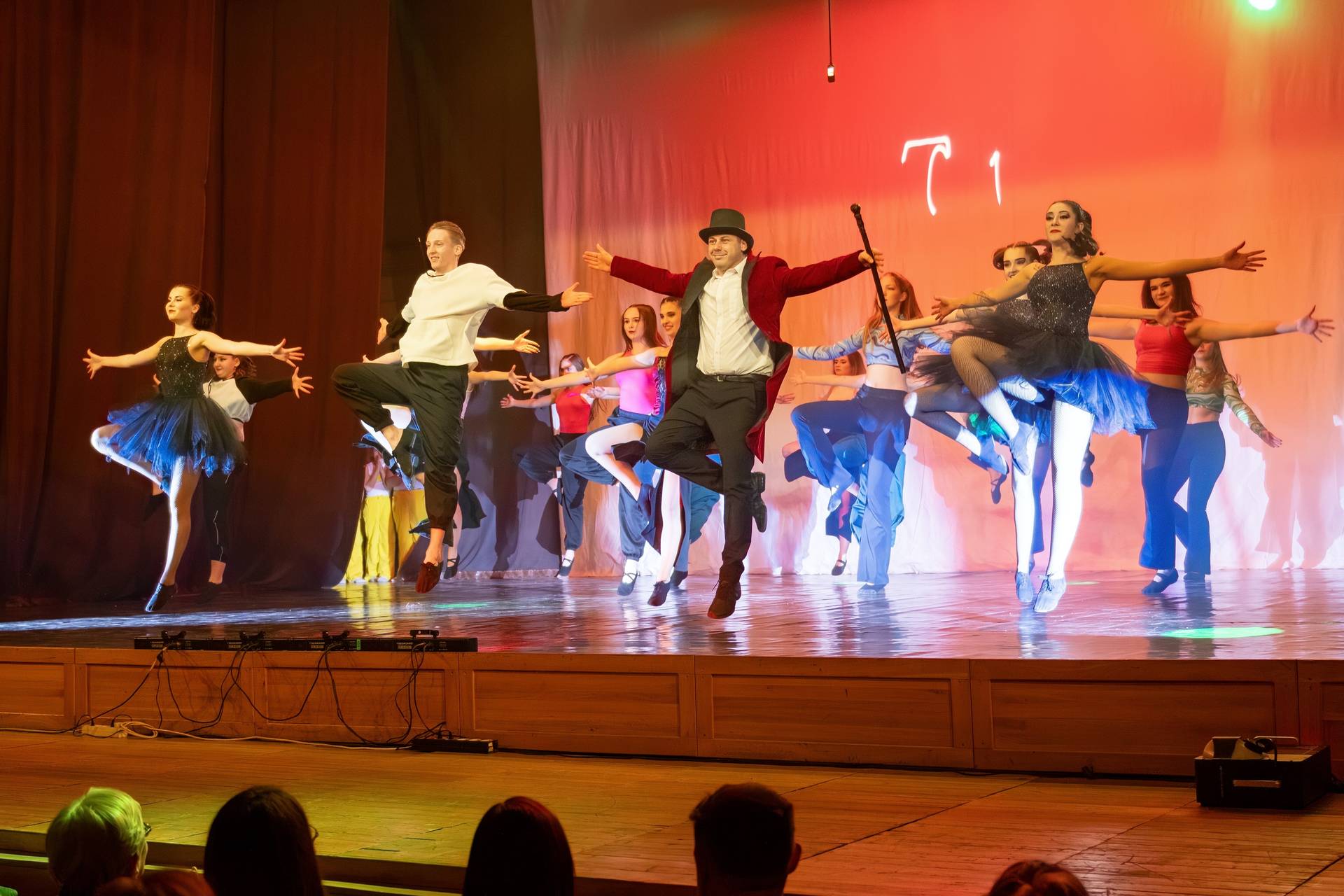 Flash táncstúdió féléves gála – Egressy B. Művelődési Központ