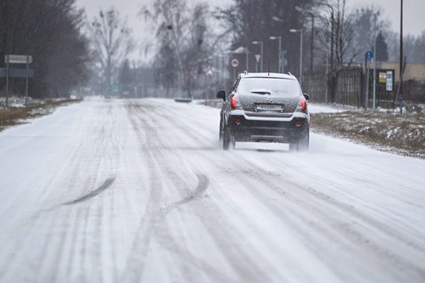 https://kolorline.hu/Biztonságban az utakon a téliesre fordult időjárási viszonyok között!