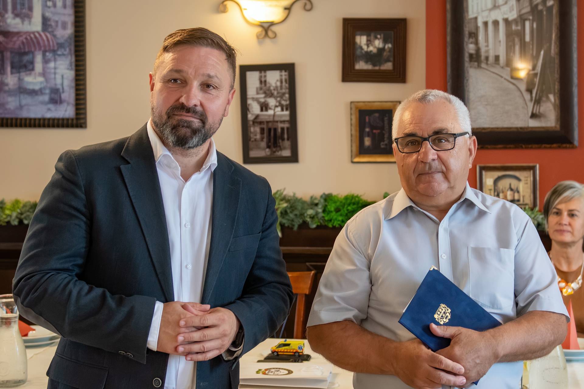 Mentősök köszöntése – Ambrózia Étterem