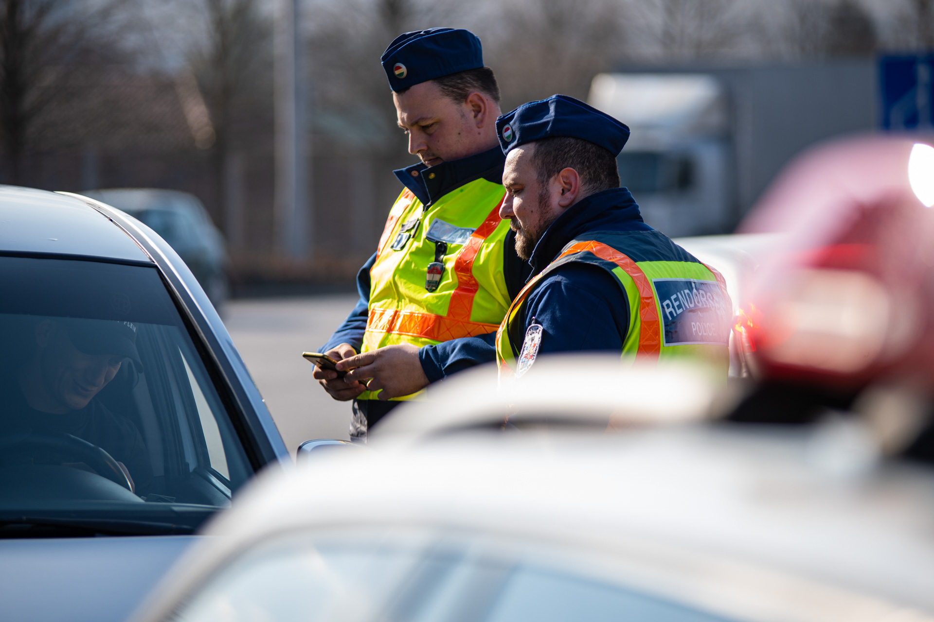 https://kolorline.hu/Roadpol — a biztonsági övek használatát ellenőrizték a héten a rendőrök