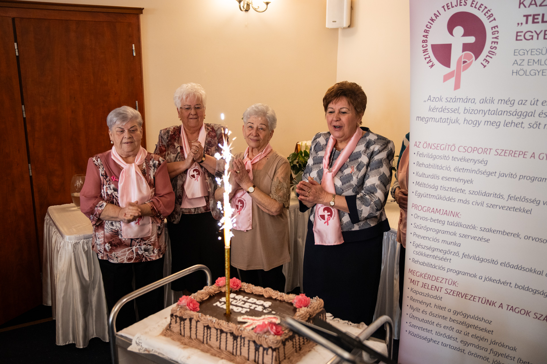 Teljes életért egyesület születésnap - Strand étterem