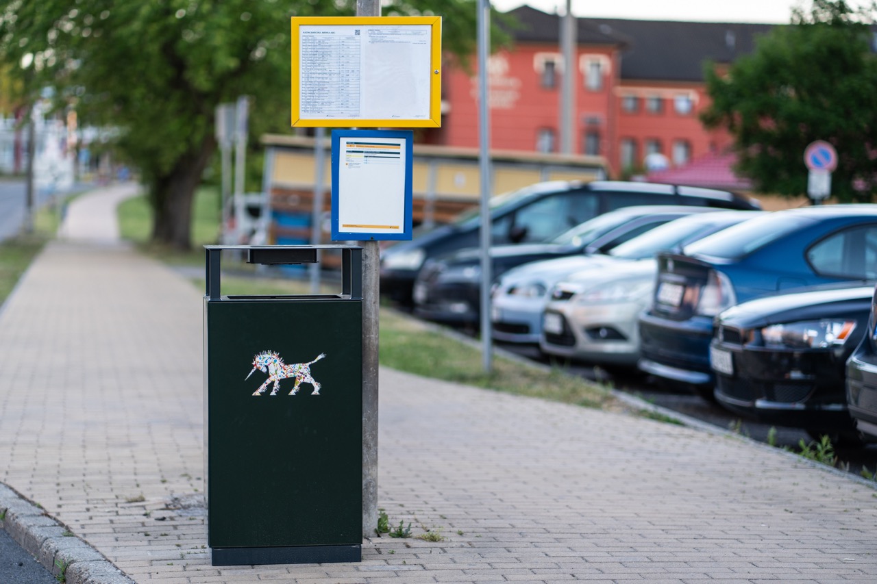 https://kolorline.hu/Mutatós Kolorcity-logós hulladékgyűjtők lepték el a várost