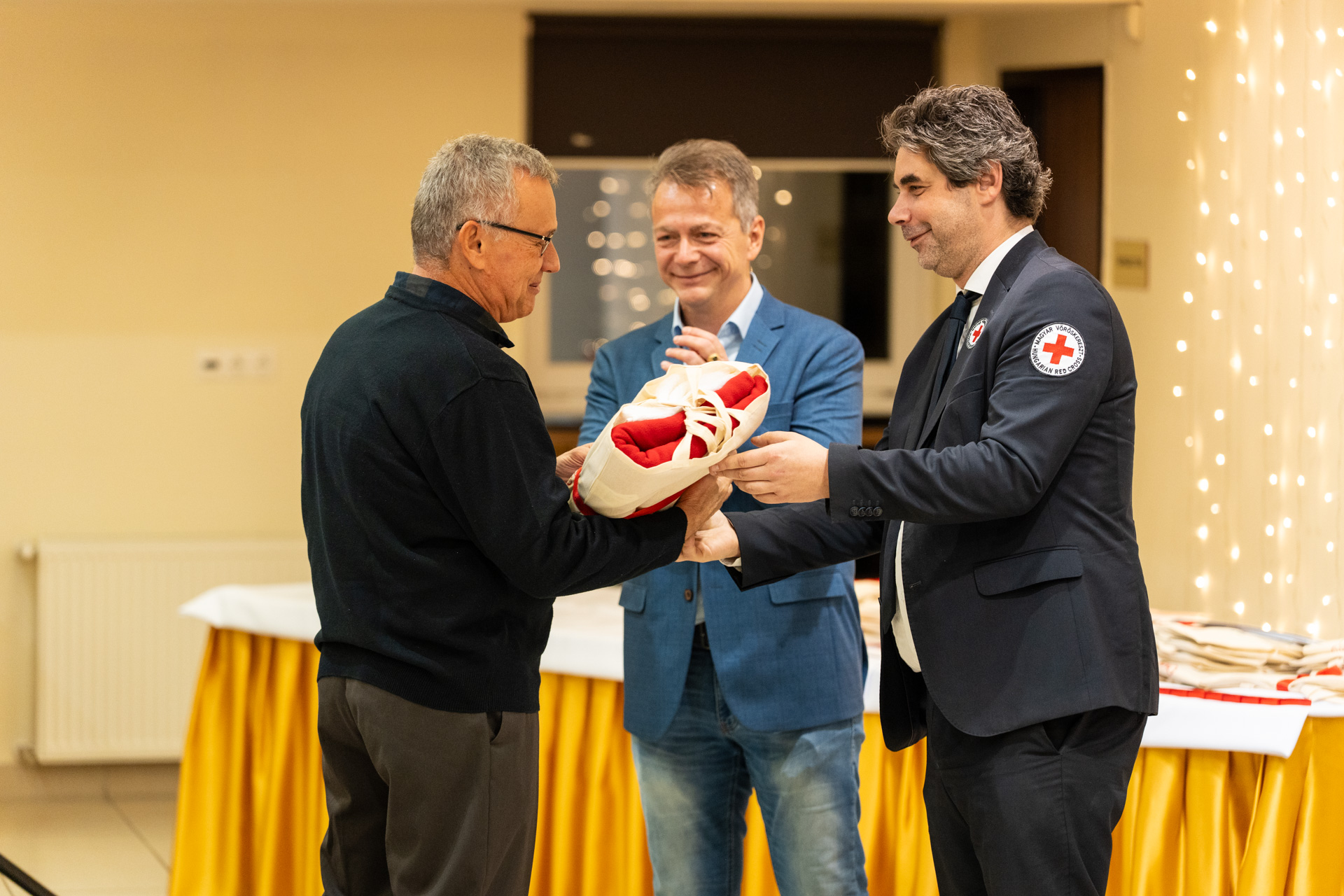 Magyar Véradók Napja - Mezey István Művészeti Központ